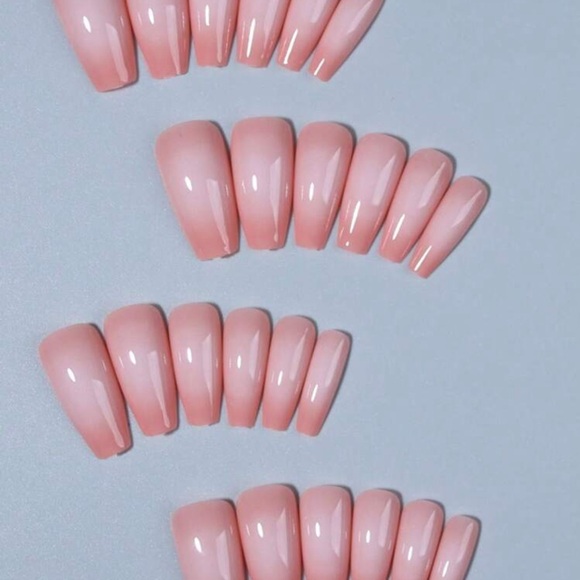 24pc Press On Nail Set from the Nail Bar 💅 - Picture 3 of 4